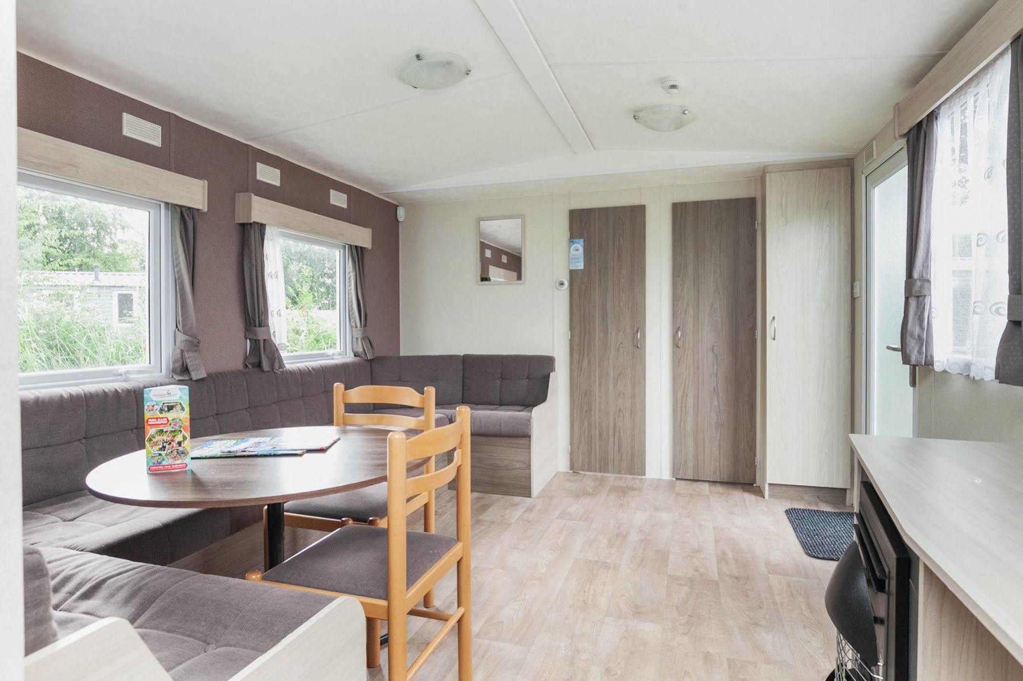 Oostappen Vakantiepark Riviera Beach Biddinghuizen Dış mekan fotoğraf